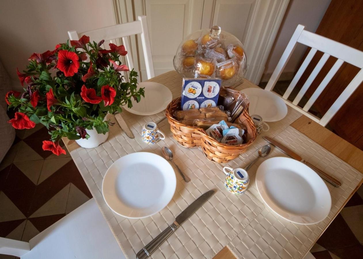 Sicilian Mood - Bed And Breakfast カターニア エクステリア 写真